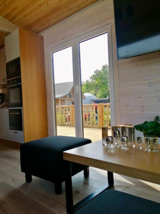 Tiny Beach House Heated And Airconditioned Wapnica  Buitenkant foto